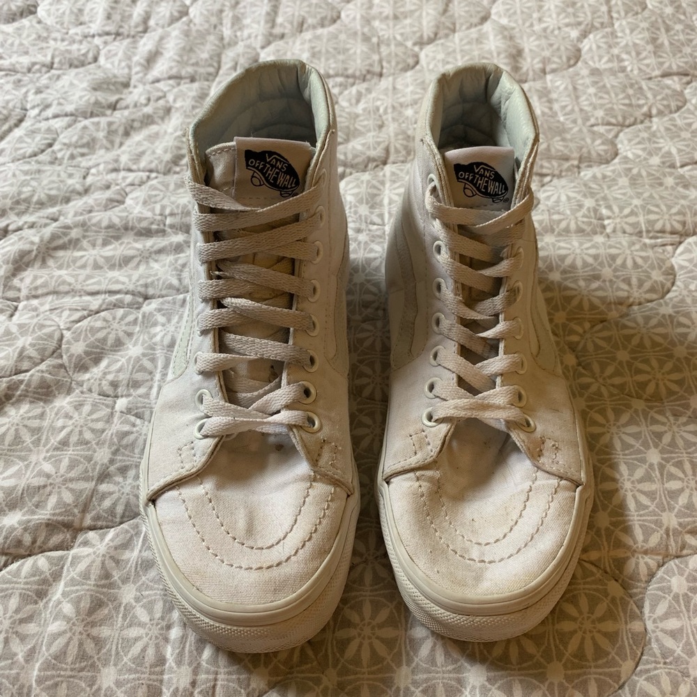 Vans - Picture 2 of 6